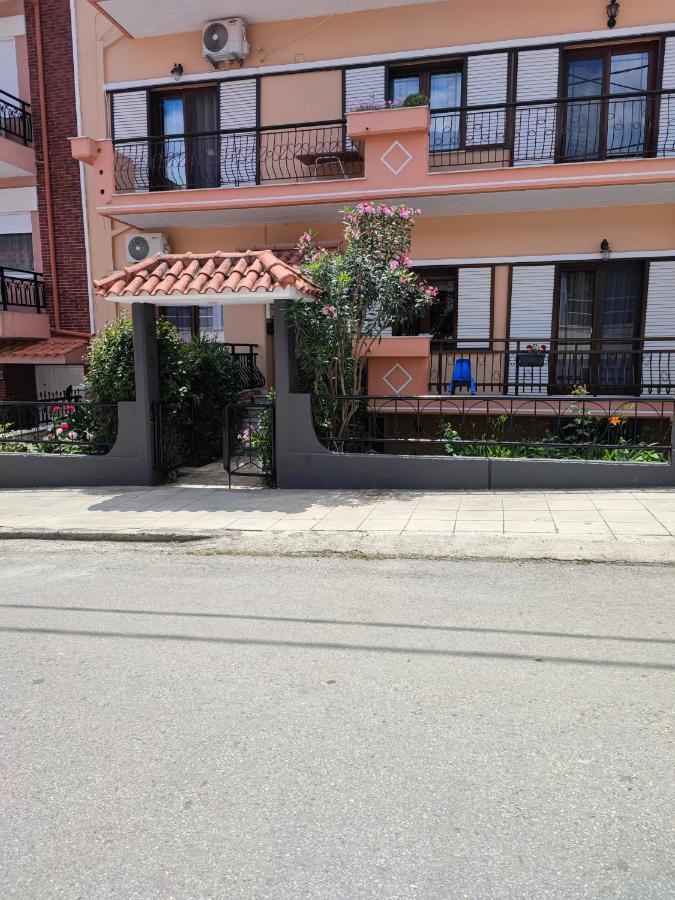 Mary'S Apartment Alexandroupoli Exterior photo